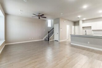 3740 Paradise Way in Sherman, TX - Building Photo - Building Photo