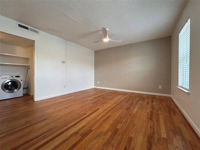 808 Winflo Dr in Austin, TX - Building Photo - Building Photo
