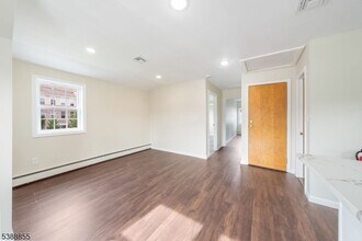 2429 Vauxhall Rd in Union, NJ - Building Photo - Building Photo
