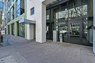 350 11th Ave in San Diego, CA - Building Photo - Building Photo