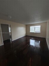 7753 Tam Oshanter Blvd in North Lauderdale, FL - Building Photo - Building Photo