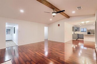 8400 Horton Trail in Austin, TX - Building Photo - Building Photo
