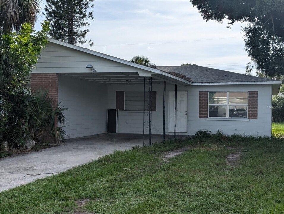 3916 25th St W in Bradenton, FL - Building Photo