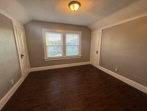 1106 Garfield Ave in Des Moines, IA - Building Photo - Building Photo