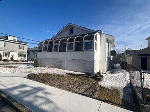 239 N Derby Ave in Ventnor, NJ - Building Photo - Building Photo