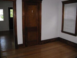 12 Pinkham Rd in Medford, MA - Building Photo - Building Photo