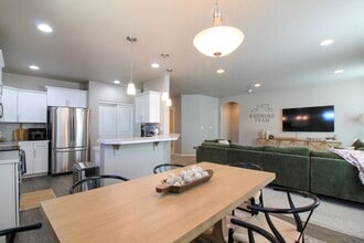 2933 Castle Rock Blvd in Richland, WA - Building Photo - Building Photo