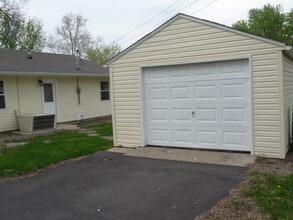1009 Archway Dr in Lafayette, IN - Building Photo - Building Photo
