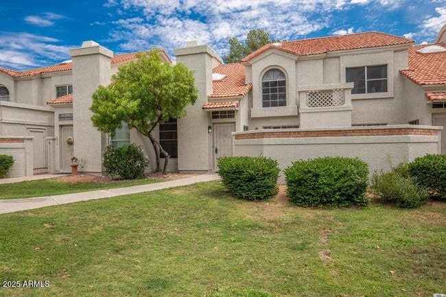 property at 1717 E Union Hills Dr