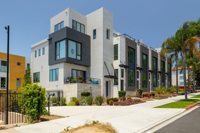 551 Hawthorn St in San Diego, CA - Foto de edificio - Building Photo