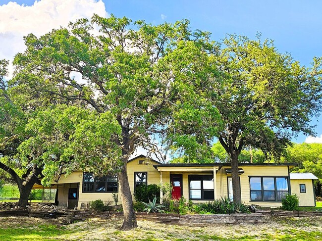 property at 11266 PR 37