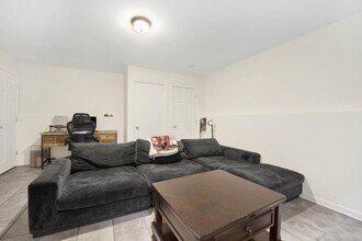 1646 W Julian St in Chicago, IL - Building Photo - Building Photo