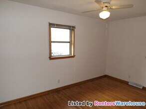 517 W 74th St in Minneapolis, MN - Building Photo - Building Photo