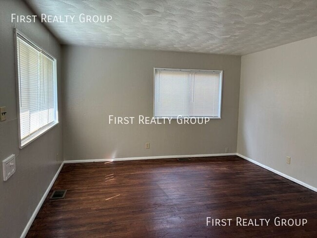 2526 Kennedy Ave in Dayton, OH - Building Photo - Building Photo