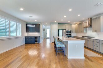 5402 Anita St in Dallas, TX - Building Photo - Building Photo