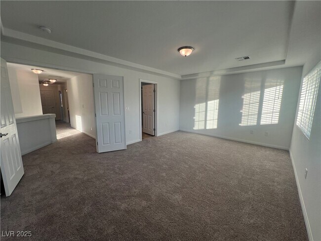 property at 5872 Aurora Gold Ave