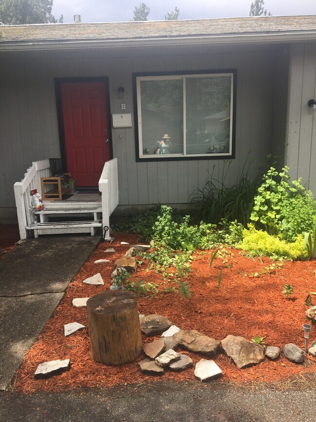 3800 E 2nd Ave in Post Falls, ID - Building Photo - Building Photo