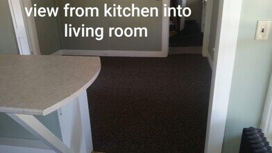 68 South St in Keene, NH - Foto de edificio - Building Photo