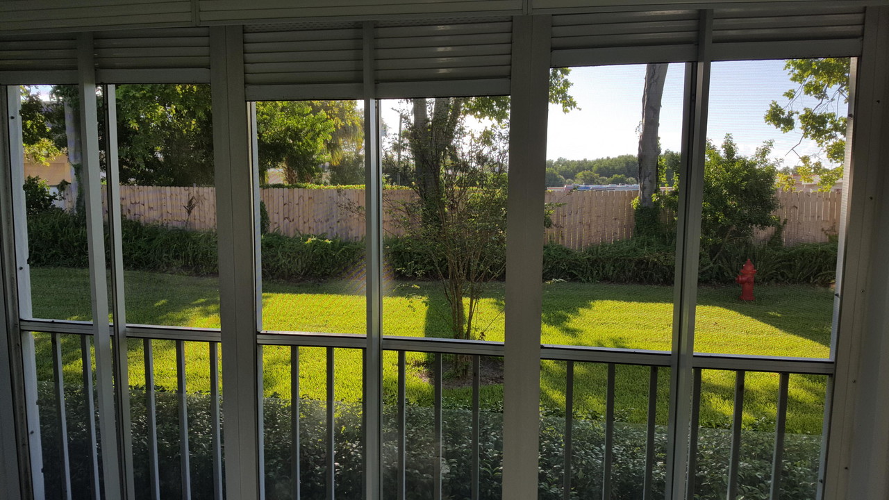 805 SE Central Pkwy-Unit -805-3 in Stuart, FL - Building Photo