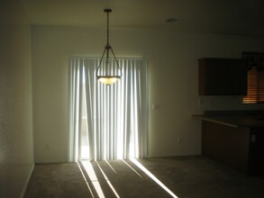 2300 E Magma Rd in San Tan Valley, AZ - Building Photo - Building Photo