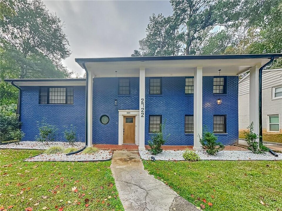 2722 Hayden Dr in Atlanta, GA - Building Photo