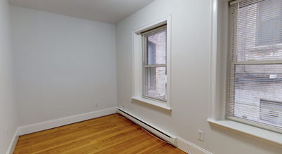 88A West Cedar St, Unit 2 in Boston, MA - Building Photo - Building Photo