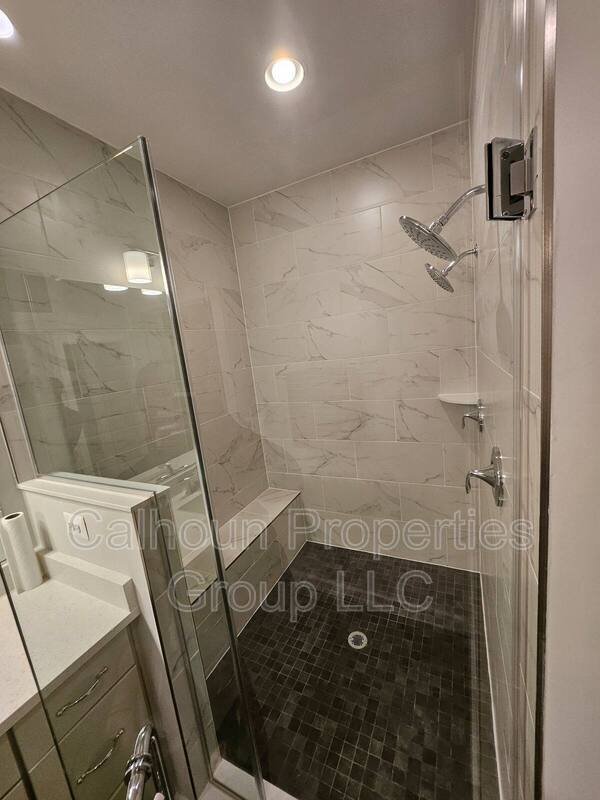 605 Glenn Lk Dr in Bowie, MD - Building Photo - Building Photo