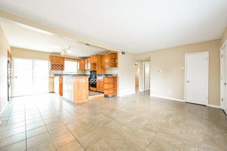 706 Uvalda St in Aurora, CO - Building Photo - Building Photo