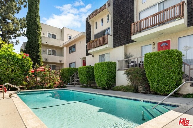 property at 4660 Coldwater Canyon Ave
