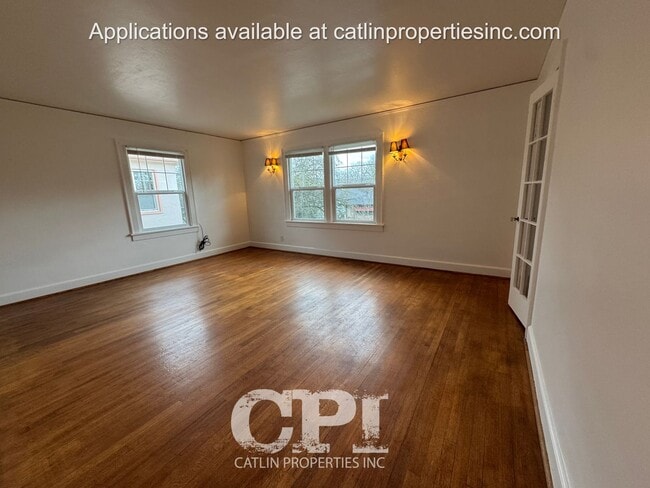 1529 20th Ave in Longview, WA - Building Photo - Building Photo