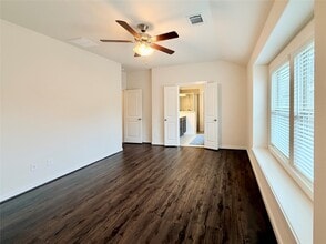 6807 Bardsdale Ct in Arcola, TX - Building Photo - Building Photo