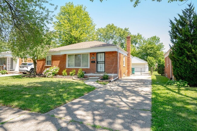 26308 Cubberness St in St. Clair Shores, MI - Building Photo - Building Photo