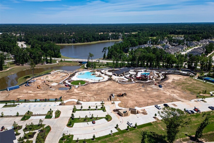 7526 Cascades Pass Dr in Porter, TX - Building Photo