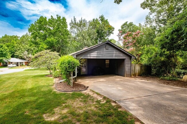 2100 Durwood Rd in Little Rock, AR - Building Photo - Building Photo