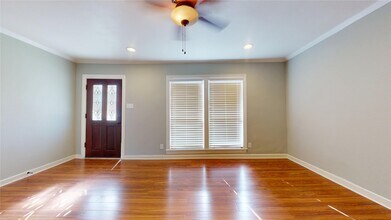 317 Moody St in Houston, TX - Building Photo - Building Photo