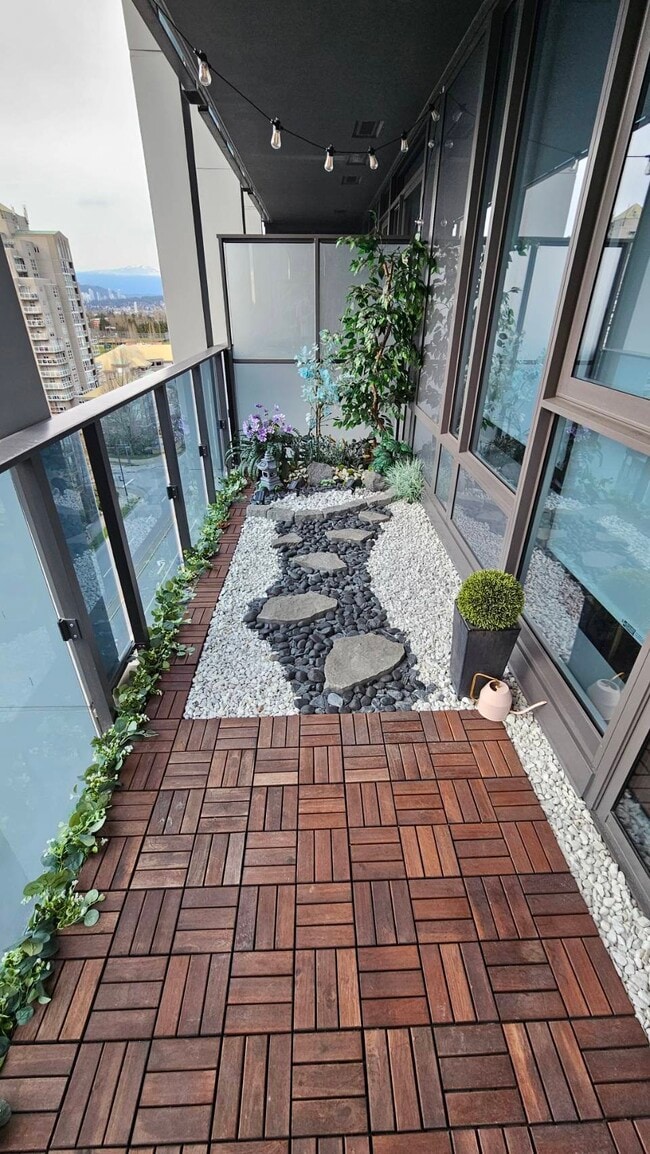 property at 10448 University Dr