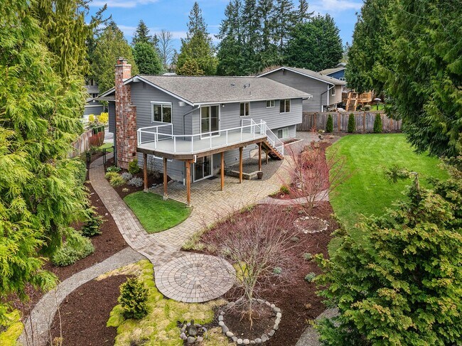 5903 105th Ave NE in Kirkland, WA - Building Photo - Building Photo