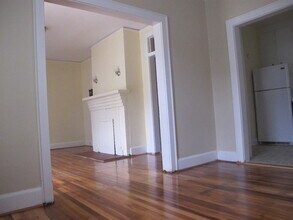 2203 Lee St, Unit 3E in Columbia, SC - Building Photo - Building Photo