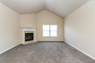 2950 E Captiva Dr in Douglasville, GA - Building Photo - Building Photo