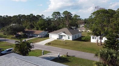 449 Truvall St SW in Palm Bay, FL - Building Photo - Building Photo