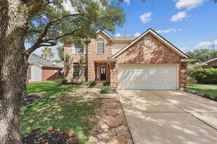 17206 Stonebridge Trail in Houston, TX - Building Photo