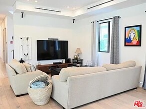 1410 Coronado Terrace in Los Angeles, CA - Building Photo - Building Photo