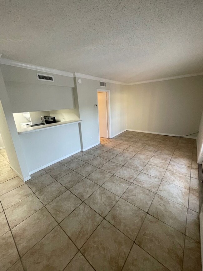 435 Wymore Rd in Altamonte Springs, FL - Building Photo - Building Photo