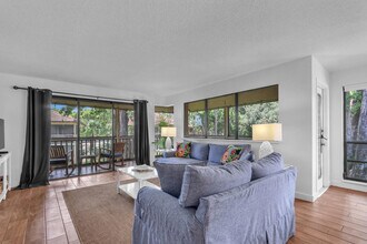 632 Brackenwood Cove in Palm Beach Gardens, FL - Building Photo - Building Photo
