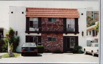 4138 Van Dyke Ave in San Diego, CA - Building Photo - Building Photo