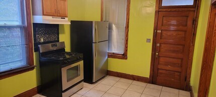 8544 S Exchange Ave in Chicago, IL - Building Photo - Building Photo
