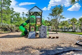 16948 Storyline Dr in Land O Lakes, FL - Building Photo - Building Photo