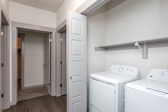 Backwater Cove in Fayetteville, AR - Foto de edificio - Interior Photo