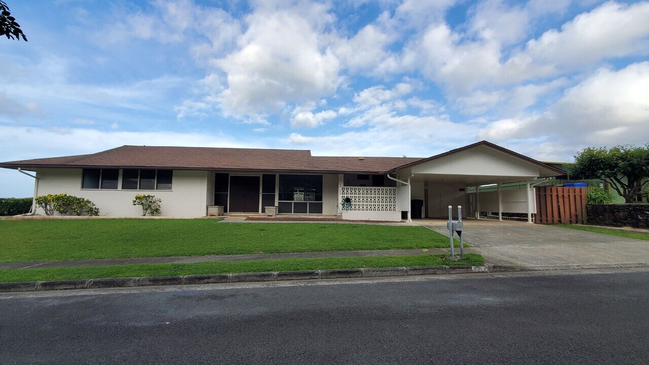 46-288-288 Auna St in Kaneohe, HI - Building Photo