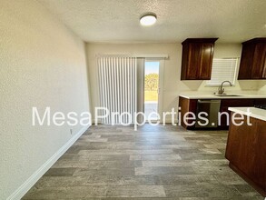 16636 Mesquite St in Hesperia, CA - Building Photo - Building Photo